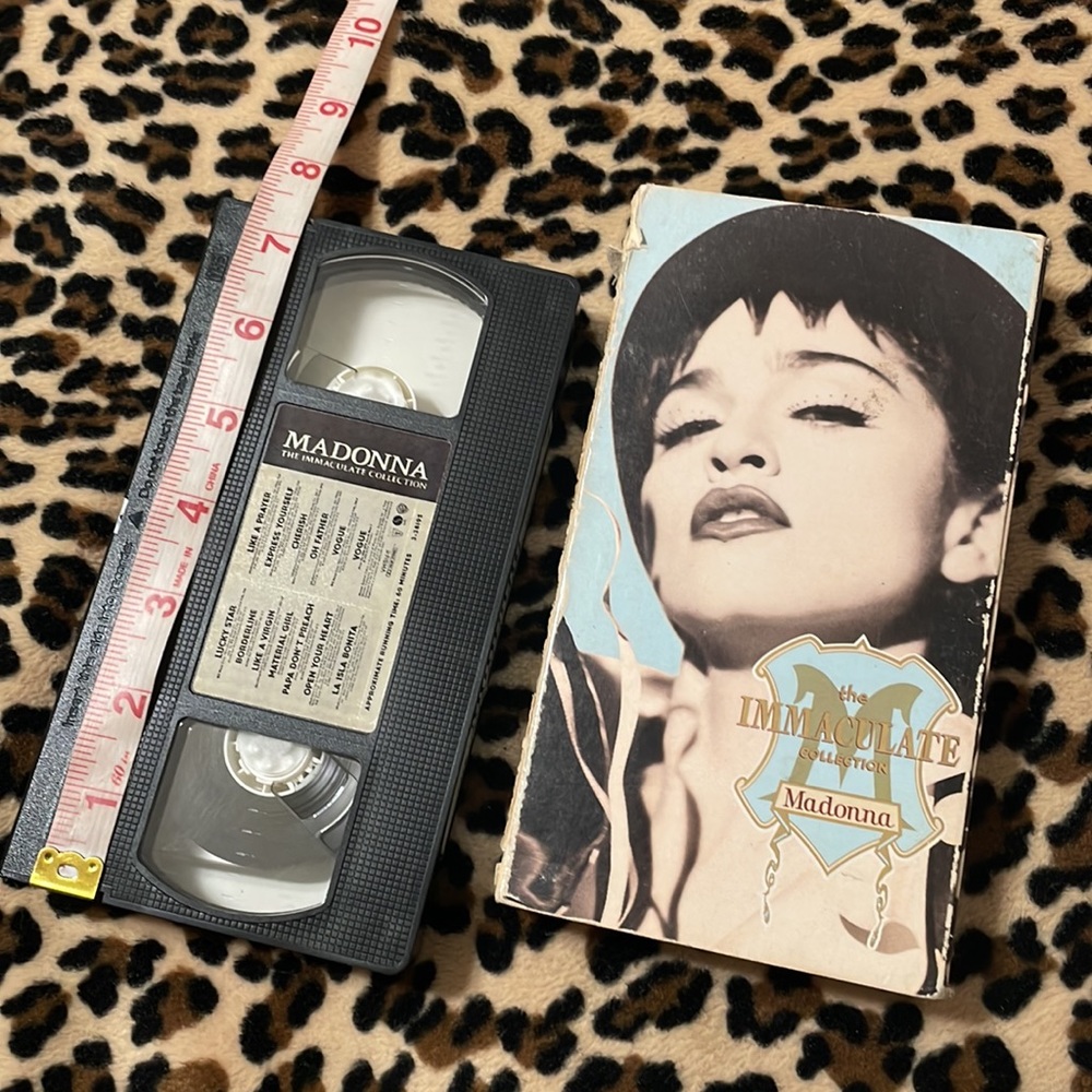 1990 MADONNA The Immaculate Collection ๐ถ VHS Video Collection Music Vintage 90s - Picture 3 of 15